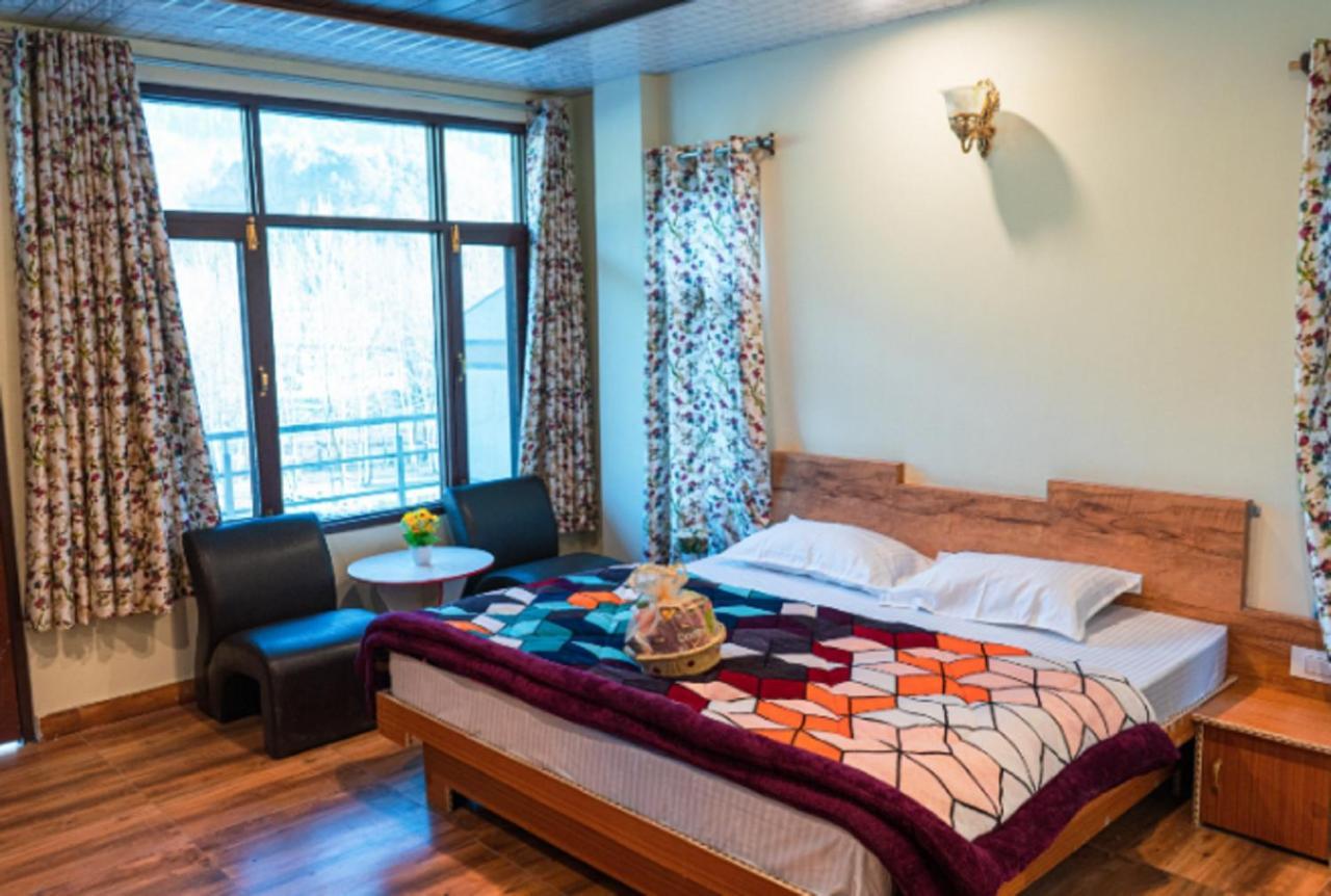 Him Taj By Stayapart Manali  Exterior photo